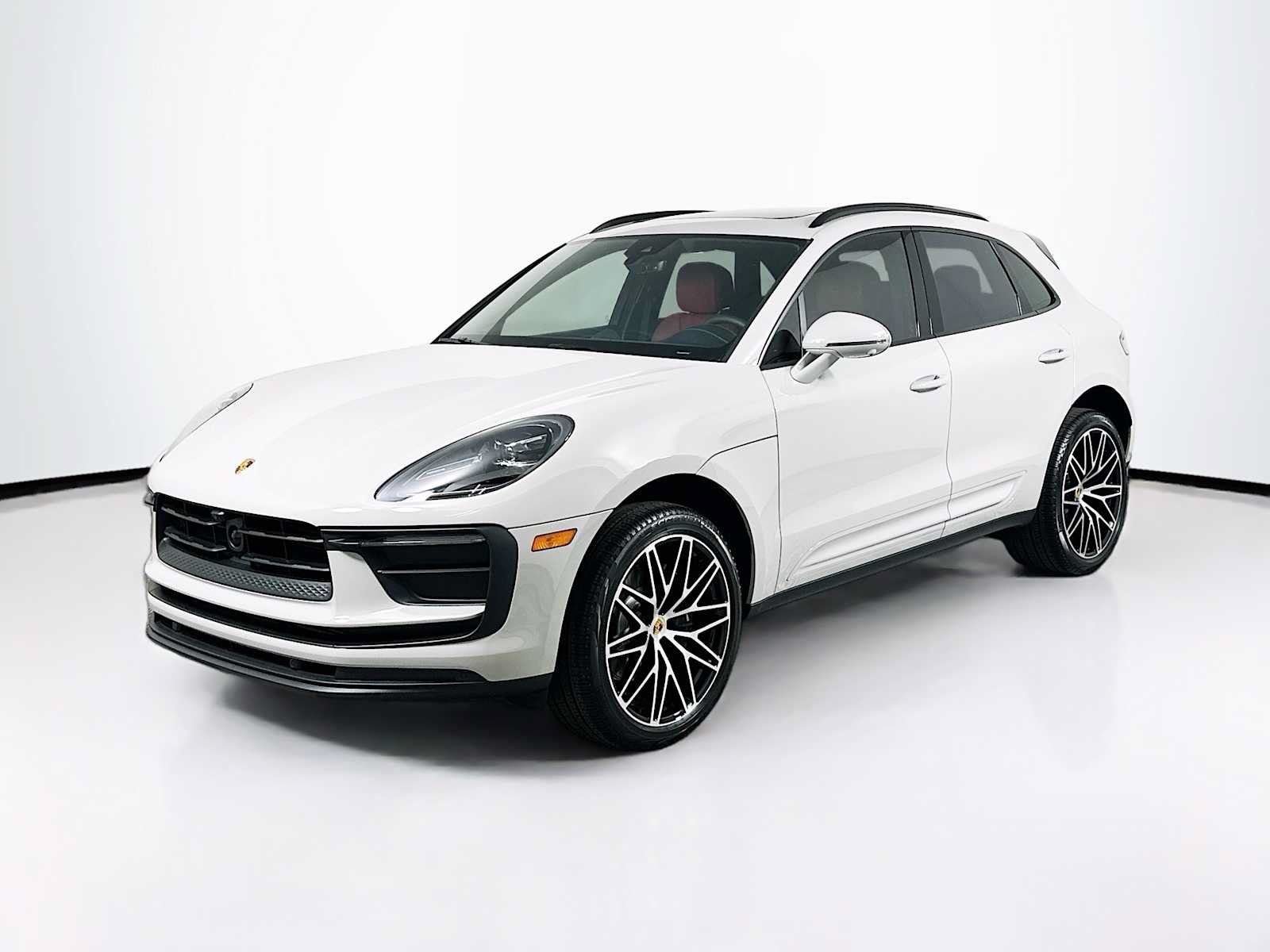 New 2026 Porsche Macan AWD/4WD image 1