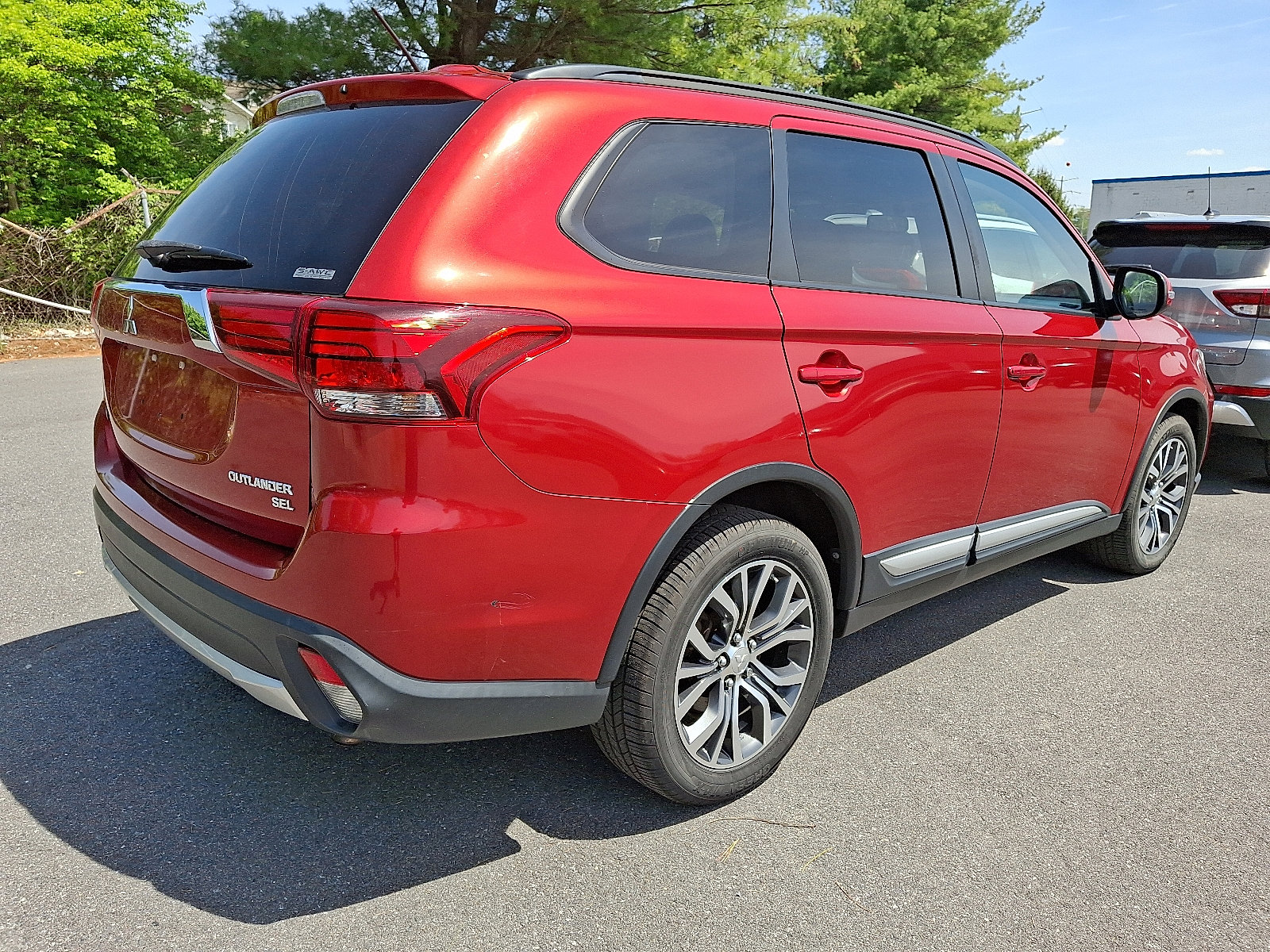 Used 2016 Mitsubishi Outlander SEL AWD/4WD image 6