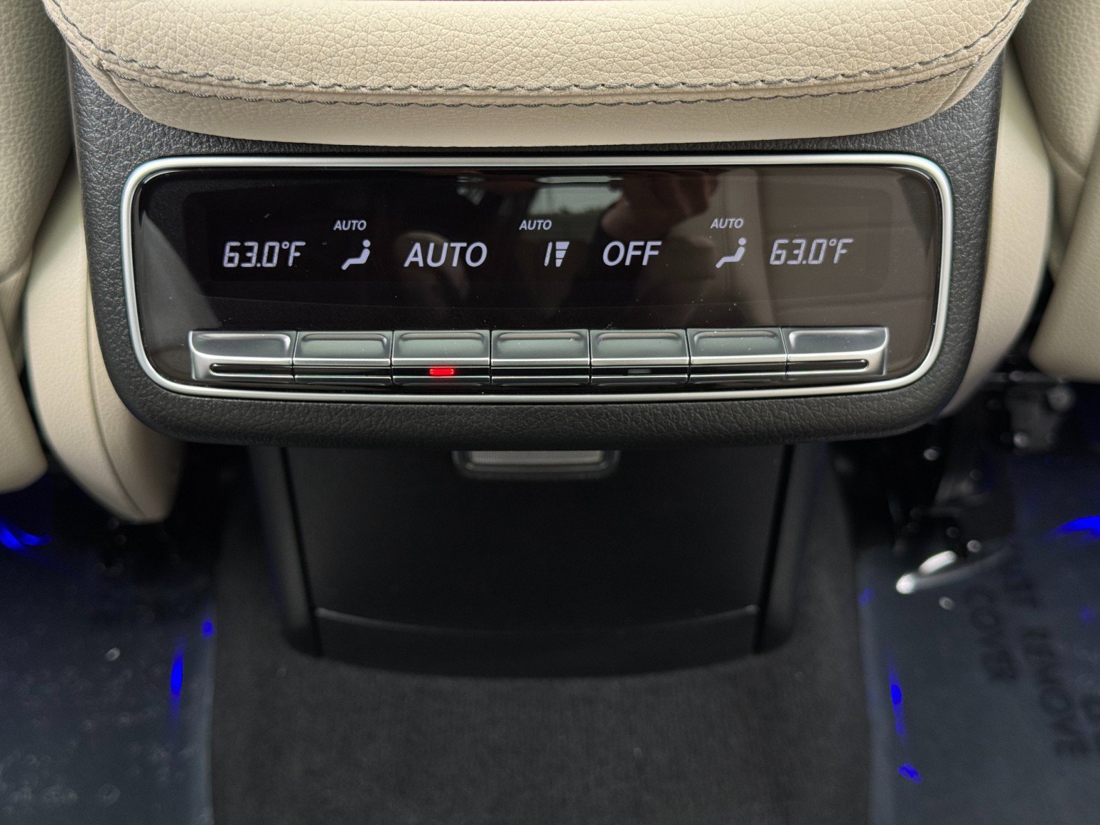 Used 2024 Mercedes-Benz GLS 450 4MATIC image 45