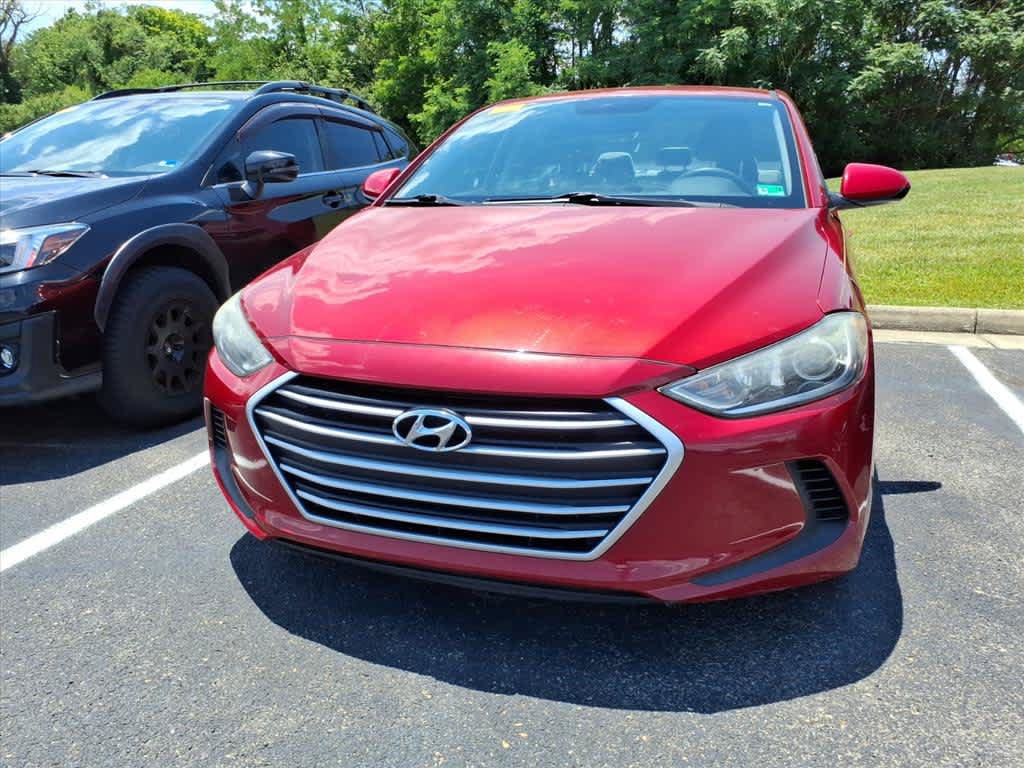 Used 2017 Hyundai Elantra SE FWD image 4