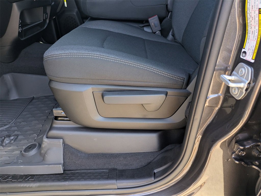 New 2026 RAM 2500 Tradesman image 12