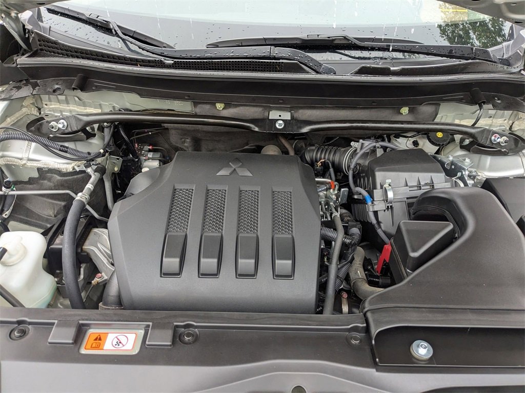 Used 2025 Mitsubishi Eclipse Cross SE image 23