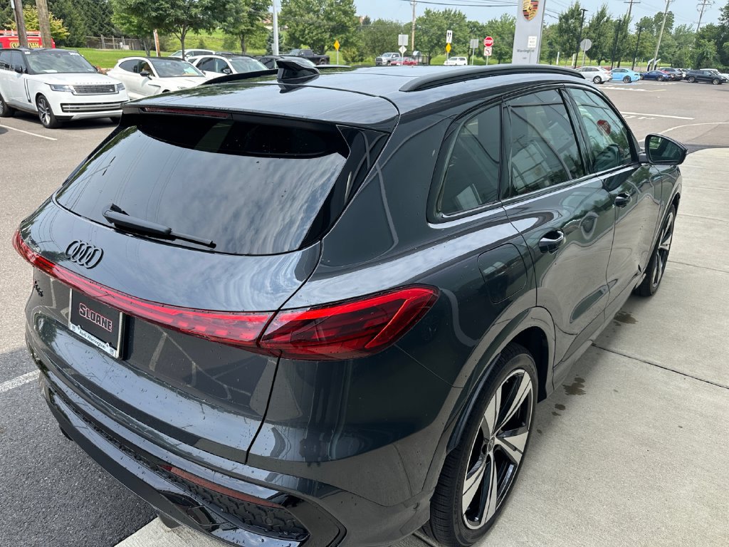 New 2026 Audi SQ5 Premium Plus AWD/4WD image 21