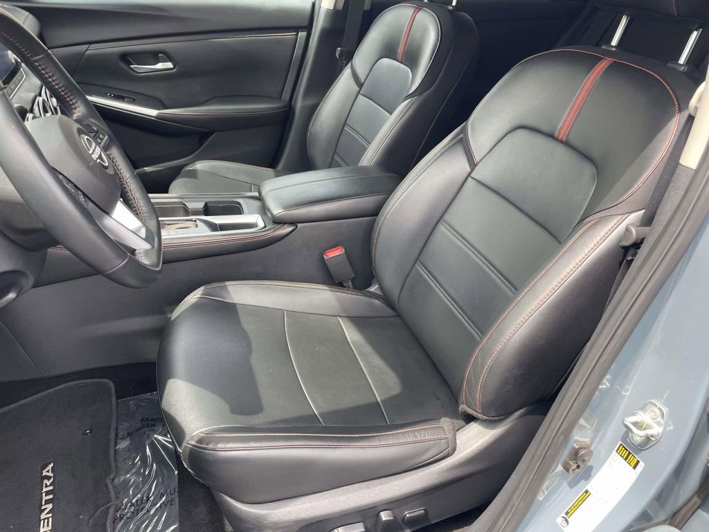 Used 2024 Nissan Sentra SR w/ SR Premium Package image 17