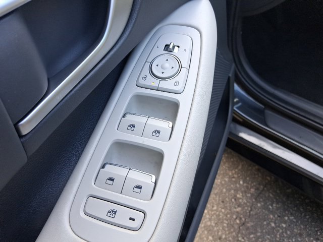 Used 2024 Hyundai Sonata SEL FWD image 12