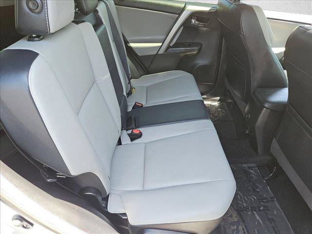 Used 2018 Toyota RAV4 Platinum FWD image 23