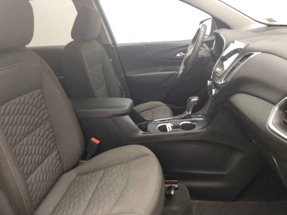 Used 2019 Chevrolet Equinox LT w/ Sun & Navigation Package image 21