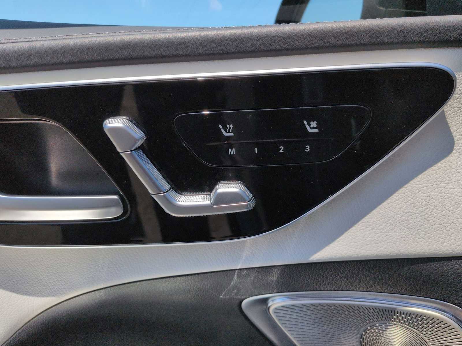 Used 2022 Mercedes-Benz C 300 4MATIC Sedan image 18