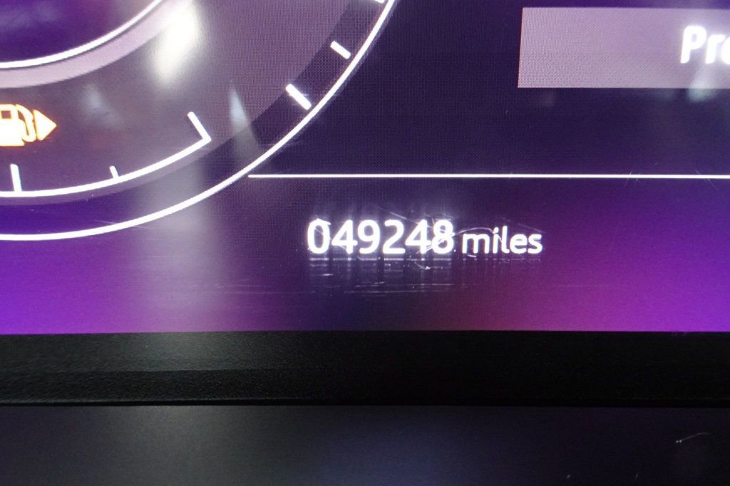 Used 2020 Land Rover Range Rover image 22