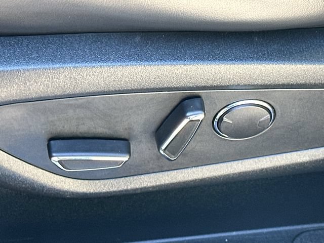 Used 2017 Lincoln MKC Reserve w/ Lincoln MKC Climate Package AWD/4WD image 41