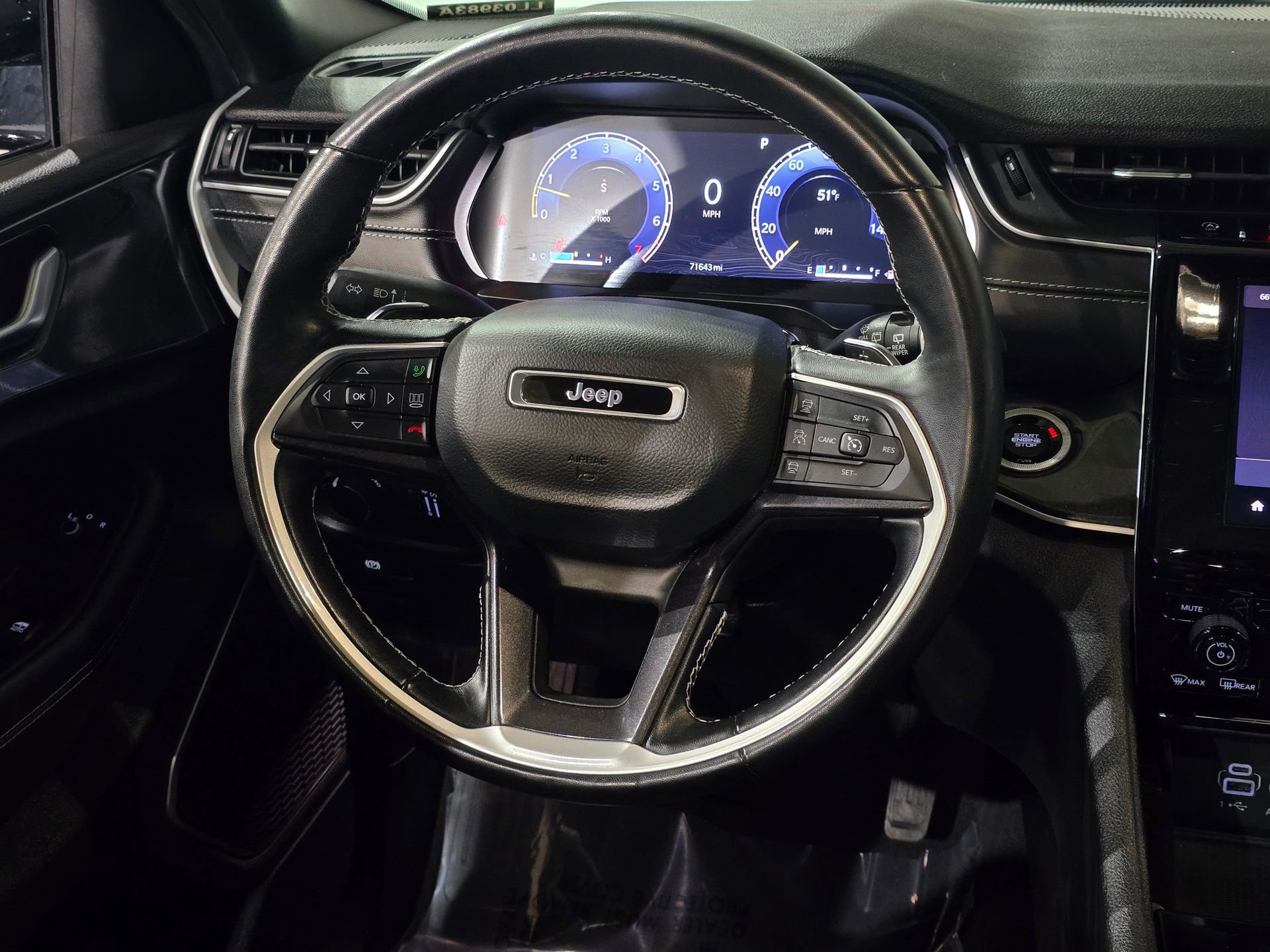 Used 2022 Jeep Grand Cherokee Altitude image 24