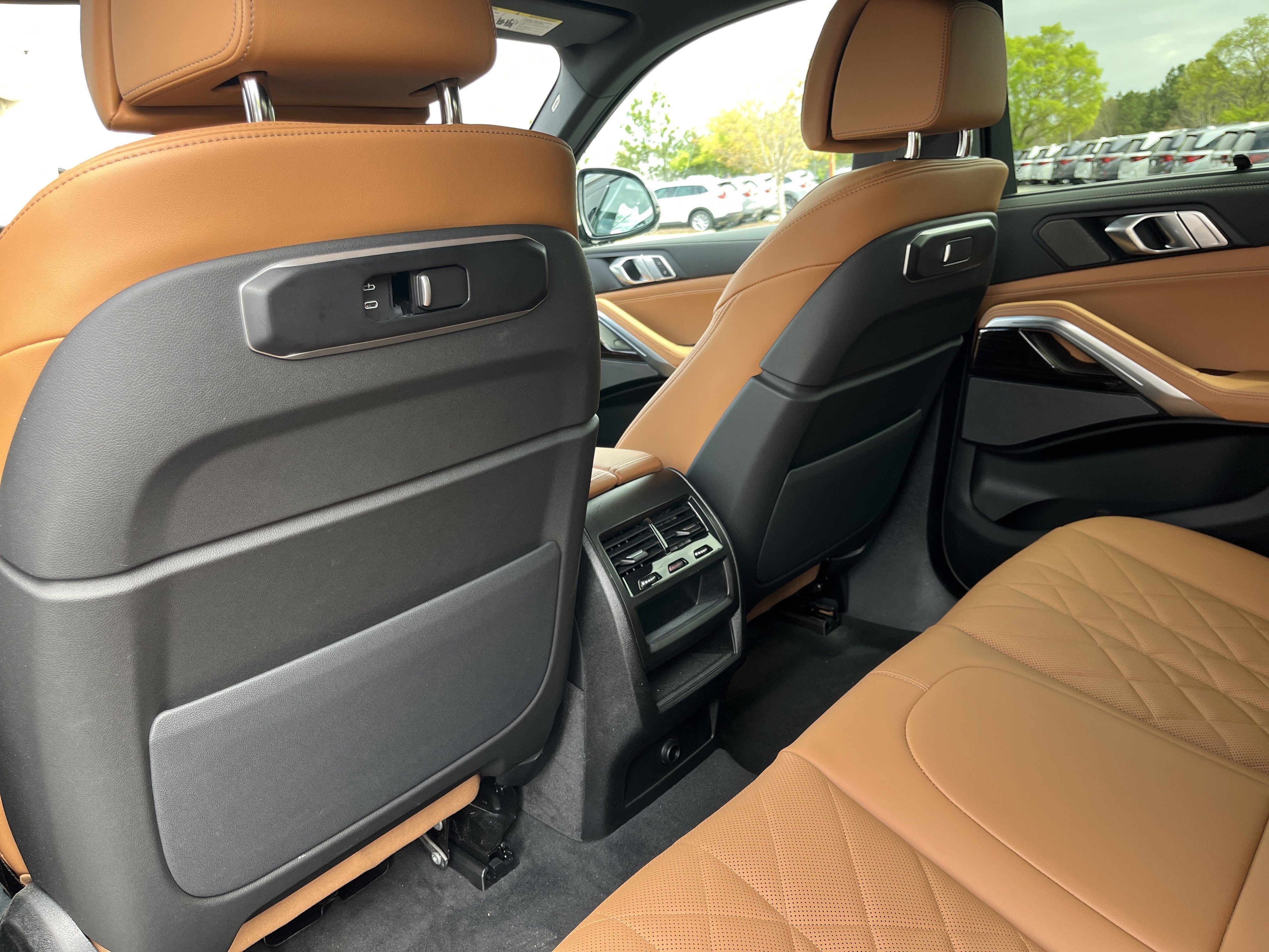 Used 2026 BMW X6 xDrive40i image 24