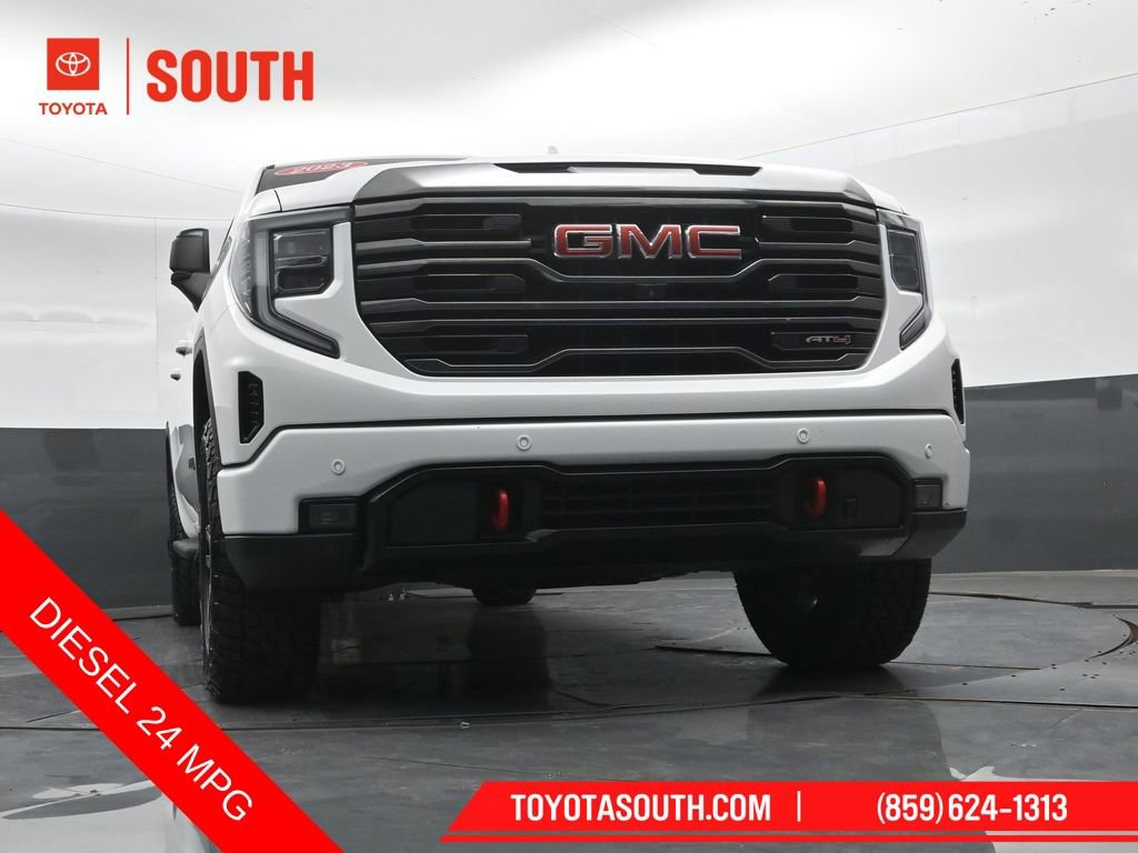 Used 2023 GMC Sierra 1500 AT4 w/ AT4 Premium Package AWD/4WD image 34