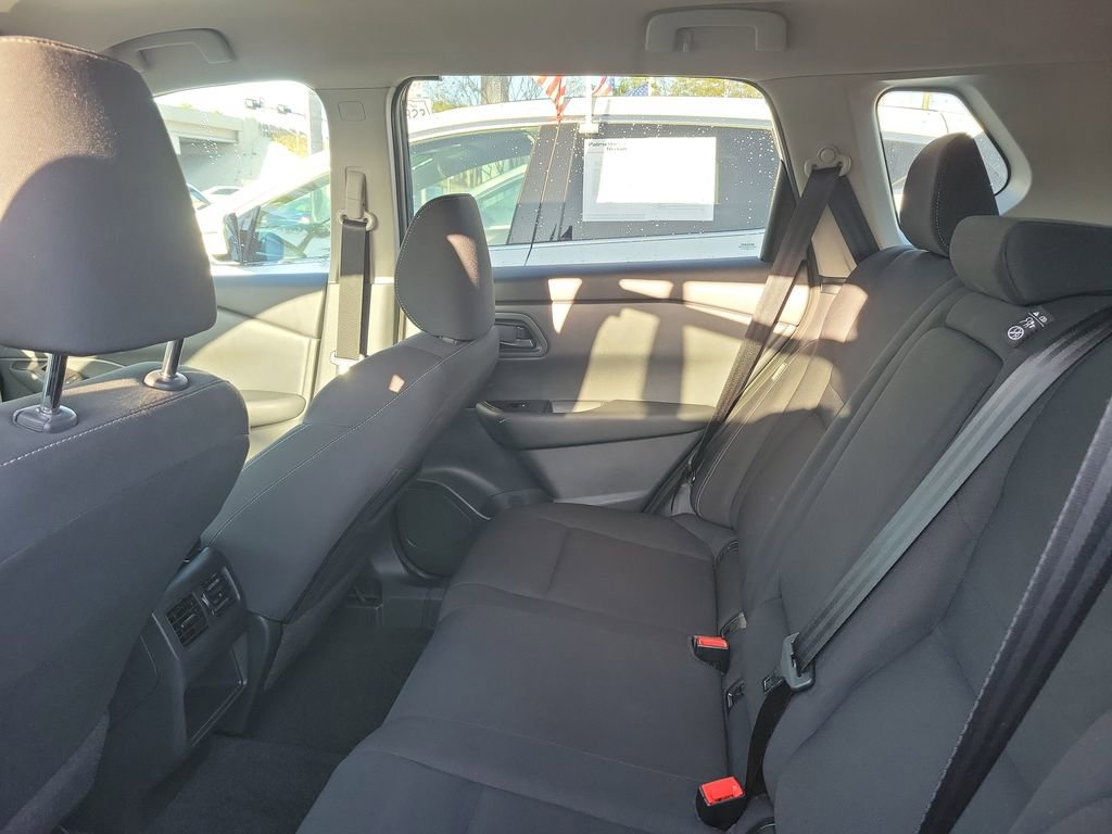 Certified 2025 Nissan Rogue S image 7