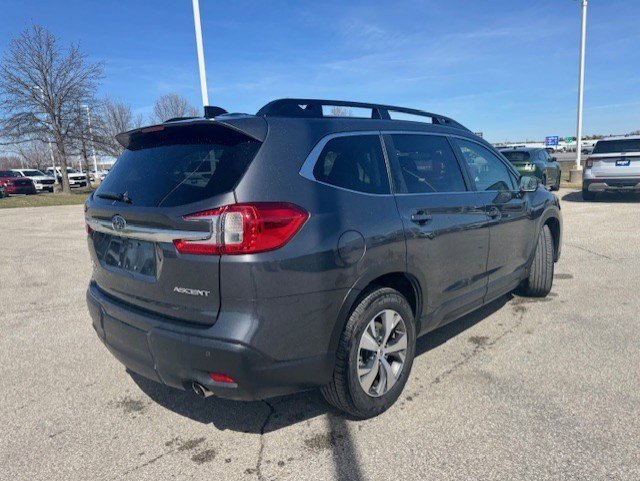 Used 2023 Subaru Ascent Premium w/ Convenience Package image 9