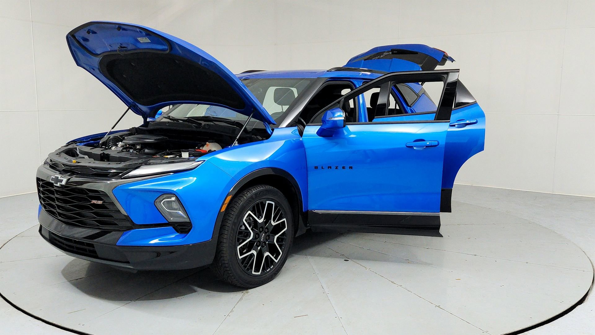 Certified 2024 Chevrolet Blazer RS w/ Enhanced Convenience Package image 9
