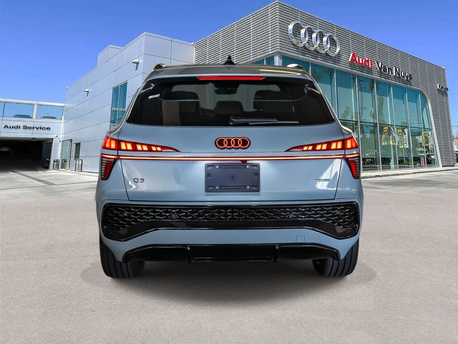New 2026 Audi Q3 quattro 2.0T AWD/4WD image 5