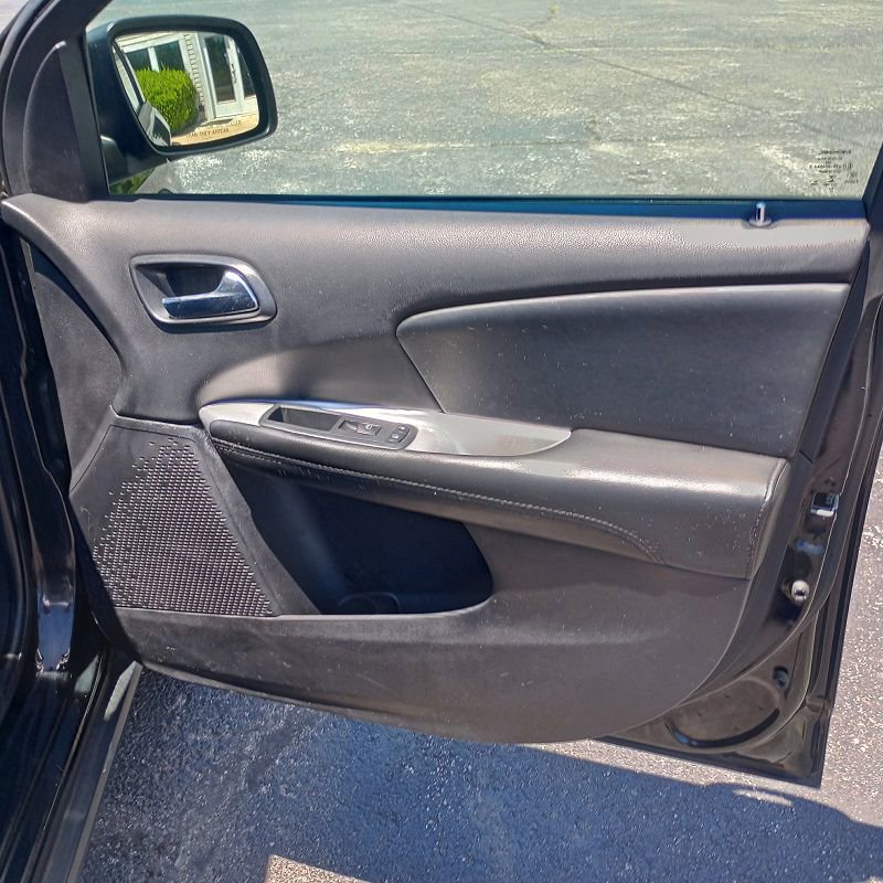 Used 2019 Dodge Journey SE FWD image 23