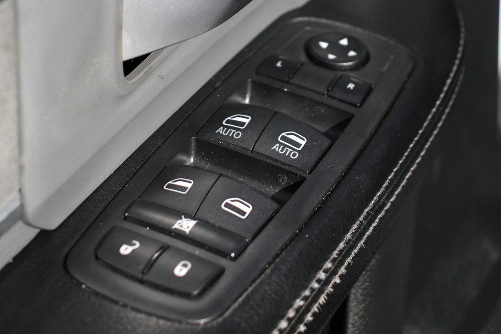 Used 2021 RAM 3500 Big Horn AWD/4WD image 18