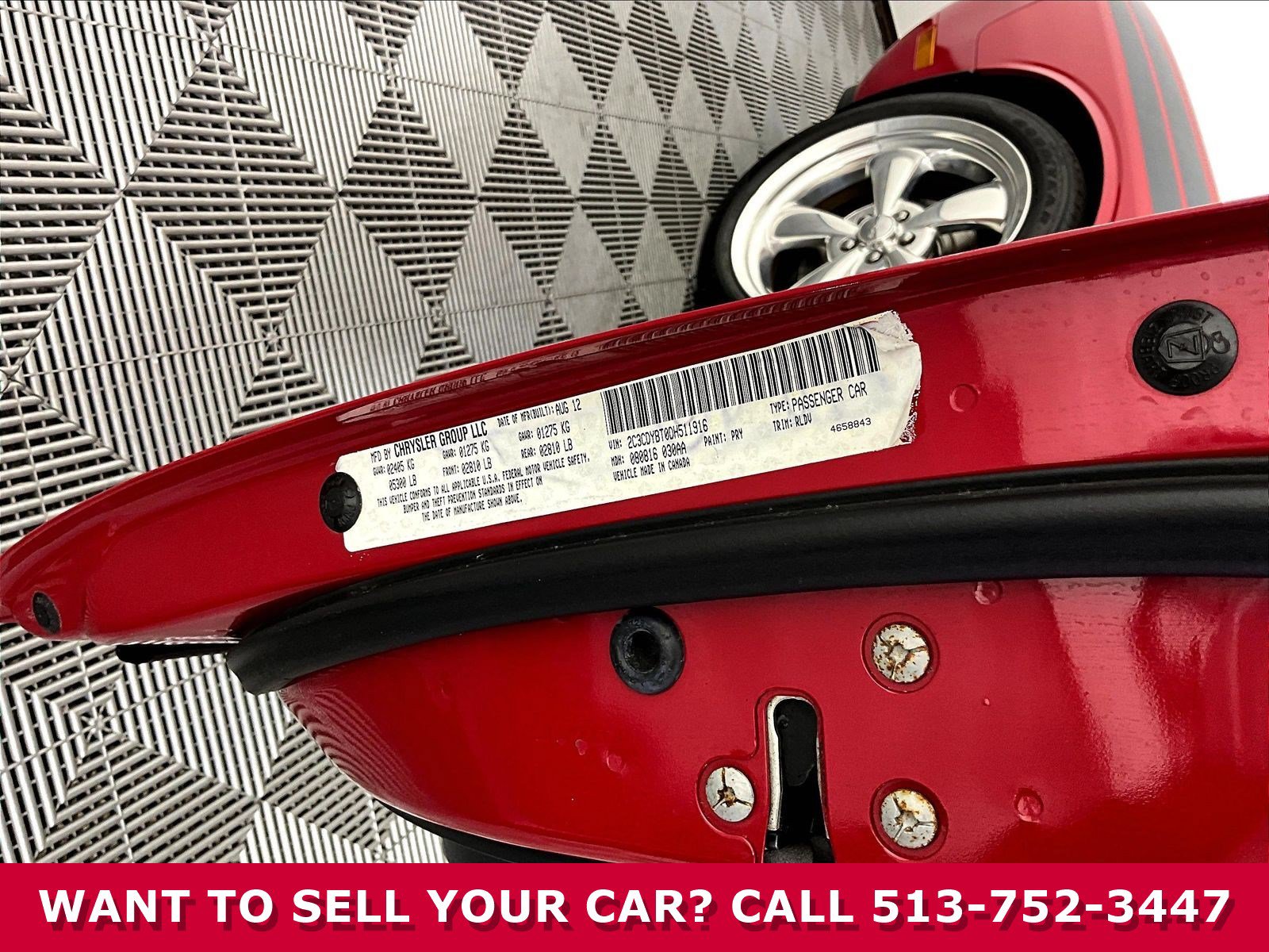 Used 2013 Dodge Challenger R/T RWD image 17