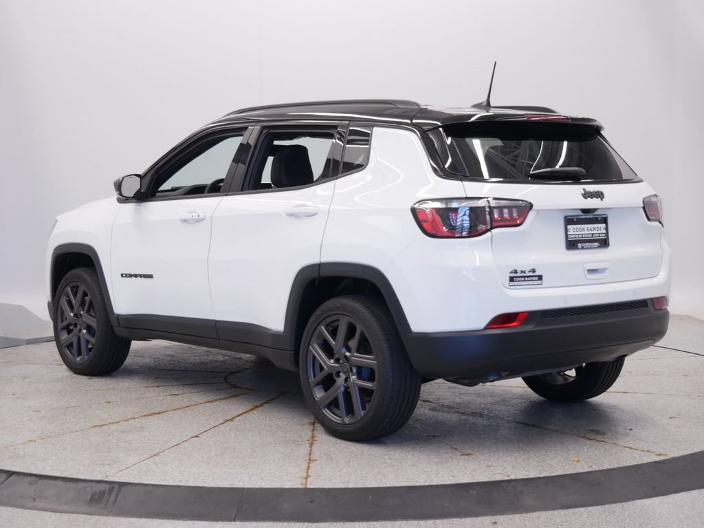 New 2026 Jeep Compass Limited AWD/4WD image 3