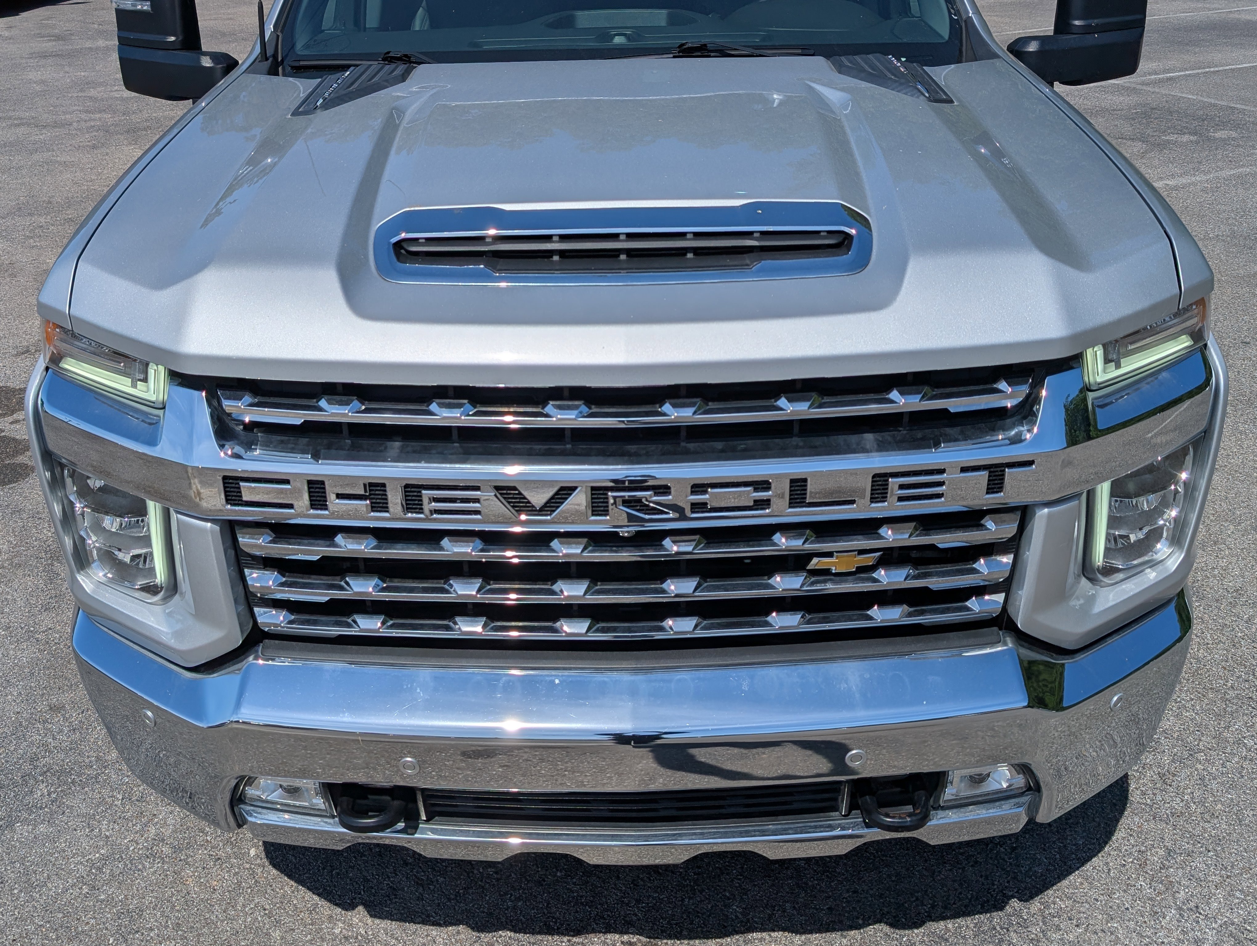 Used 2023 Chevrolet Silverado 2500 LTZ w/ LTZ Convenience Package AWD/4WD image 12