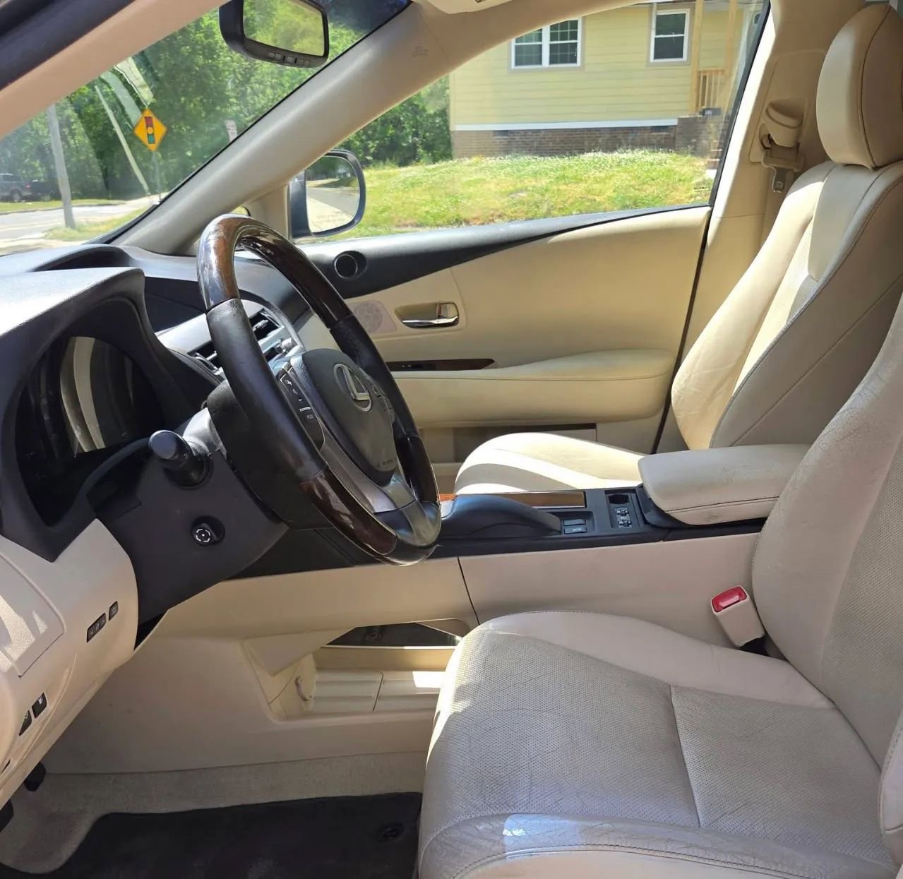 Used 2020 Lincoln Aviator Reserve w/ Equipment Group 202A AWD/4WD image 12