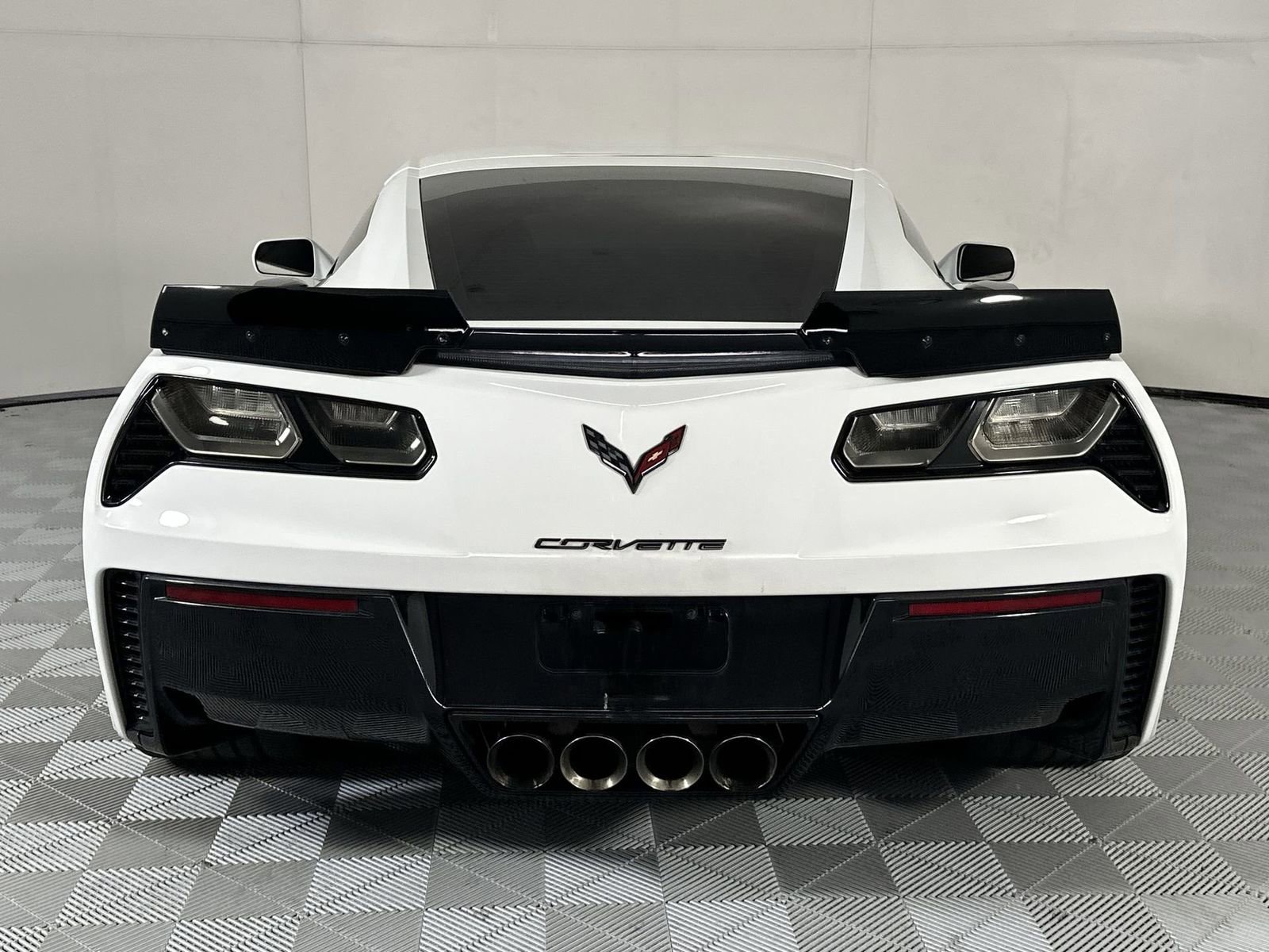 Used 2017 Chevrolet Corvette Z06 RWD image 7