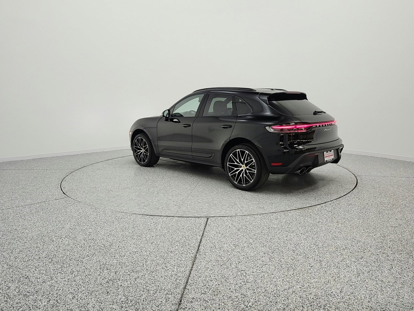 Used 2025 Porsche Macan S image 7