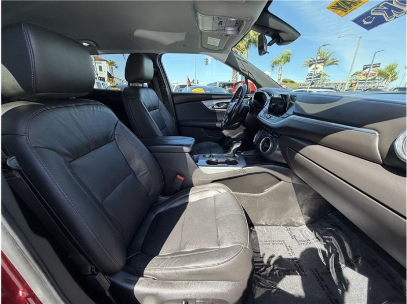Used 2019 Chevrolet Blazer LT w/ Sound & Technology Package FWD image 35