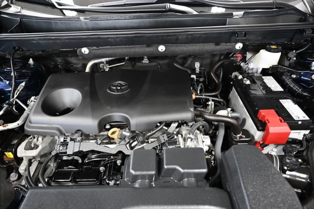 Used 2024 Toyota RAV4 XLE w/ Convenience Package AWD/4WD image 30