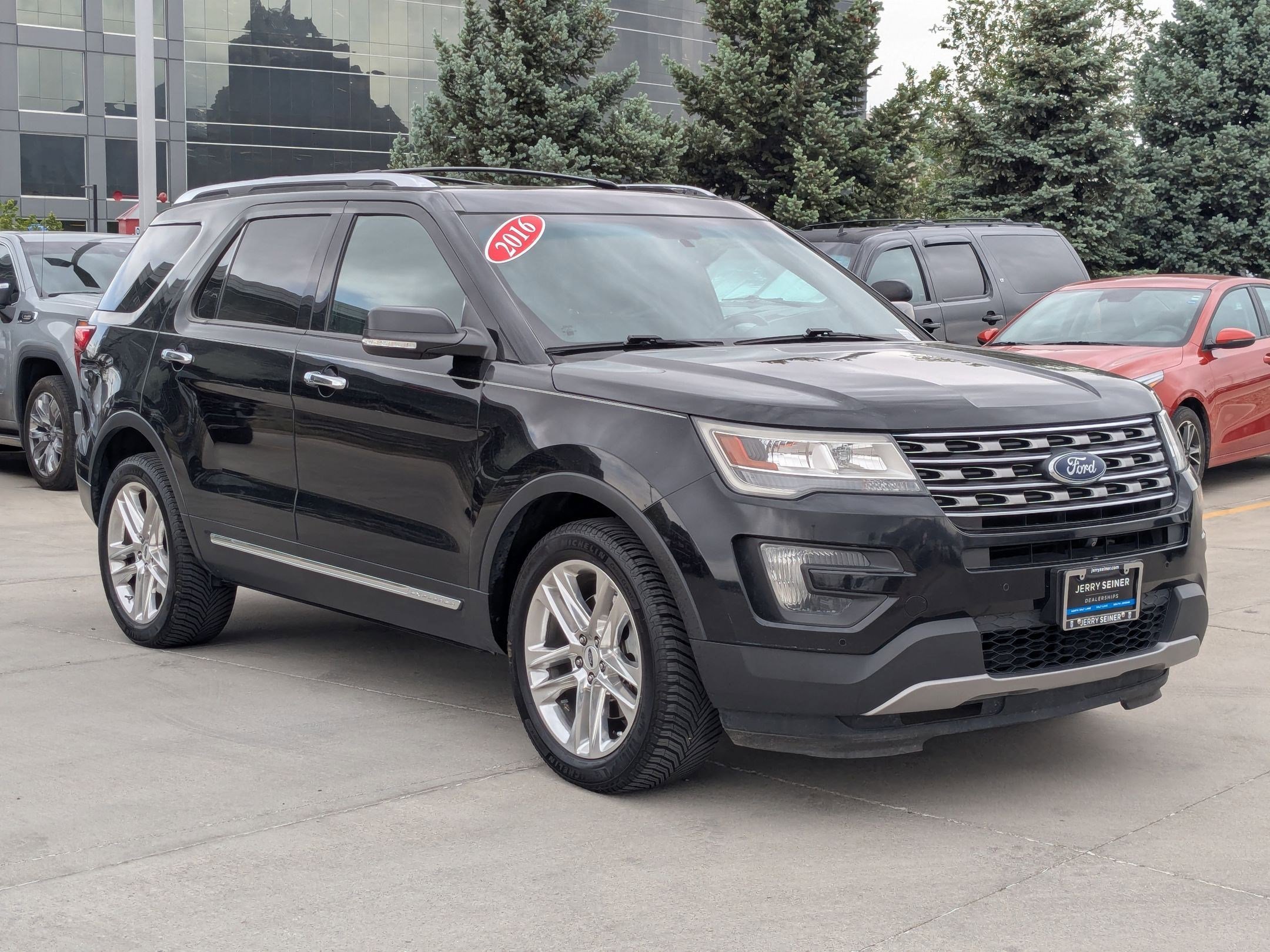 Used 2016 Ford Explorer Limited AWD/4WD image 7