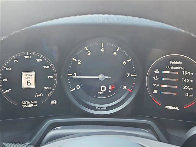 Used 2020 Porsche 911 Carrera 4S AWD/4WD image 11
