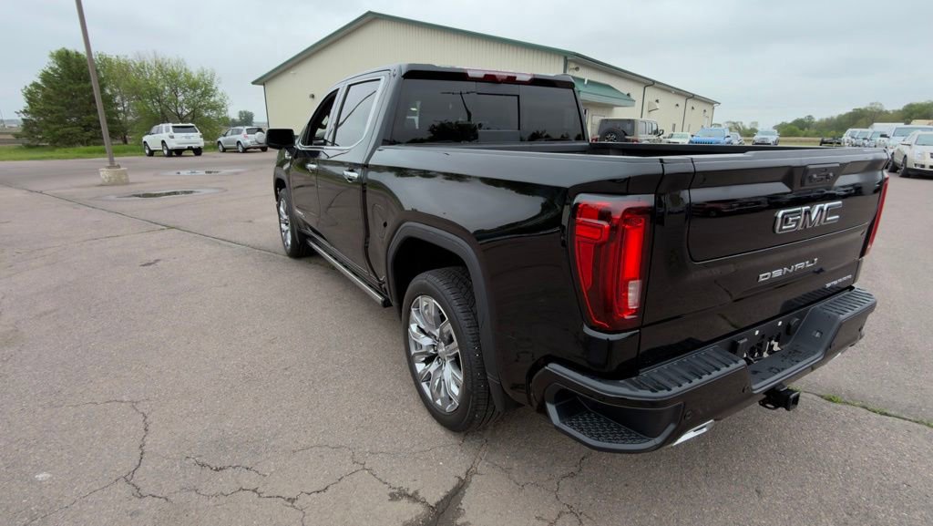 Used 2026 GMC Sierra 1500 Denali w/ Denali Reserve Package AWD/4WD image 13
