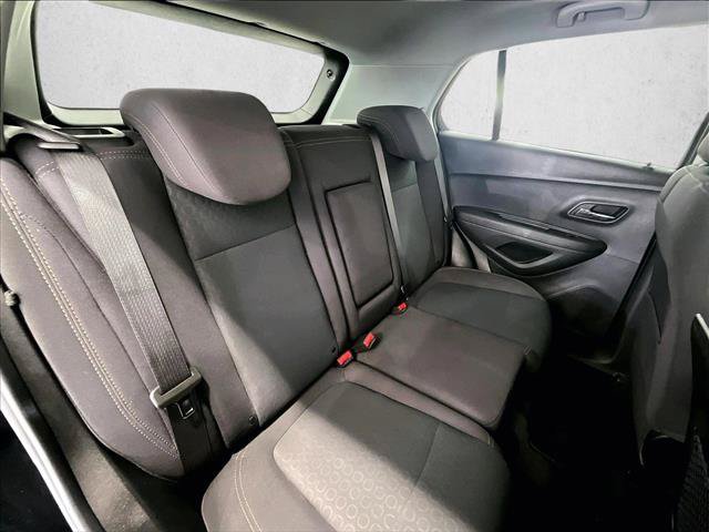 Used 2019 Chevrolet Trax LS FWD image 29