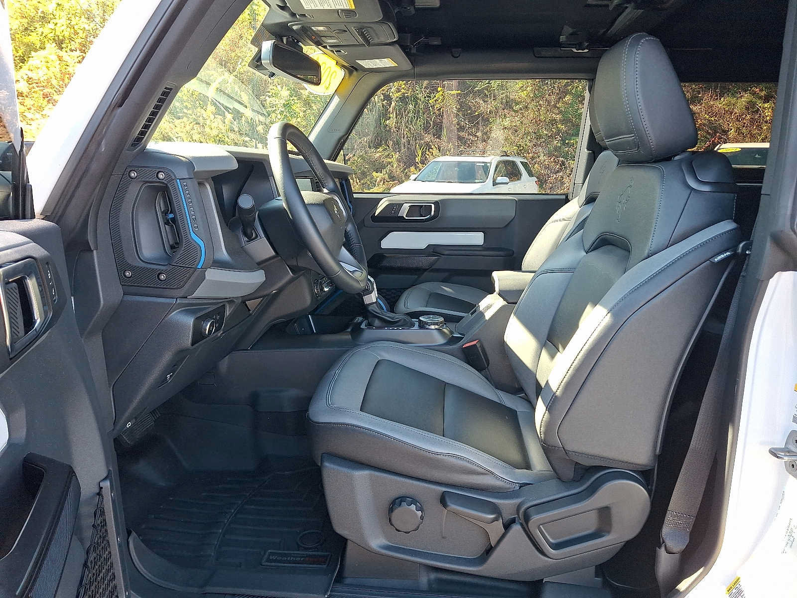 Used 2024 Ford Bronco Black Diamond AWD/4WD image 13