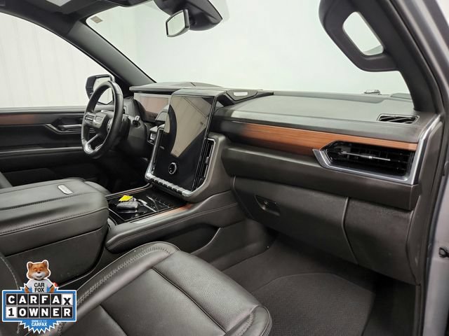 Used 2025 GMC Yukon Denali AWD/4WD image 40