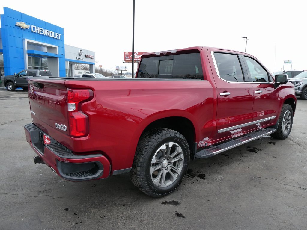 Used 2023 Chevrolet Silverado 1500 High Country w/ Technology Package image 4