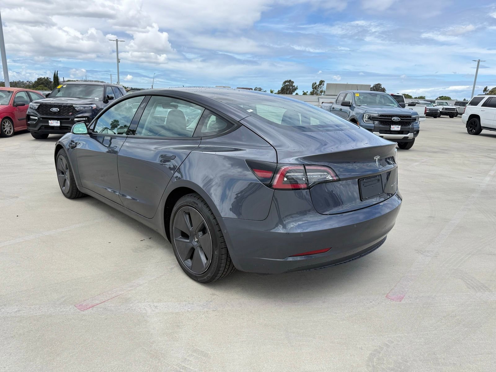 Used 2022 Tesla Model 3 Long Range AWD/4WD image 2