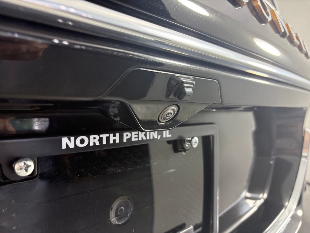 Used 2023 Jeep Grand Wagoneer Series III AWD/4WD image 40