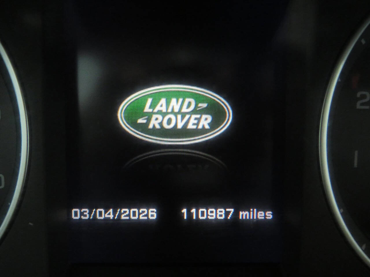 Used 2015 Land Rover LR2 AWD/4WD image 18