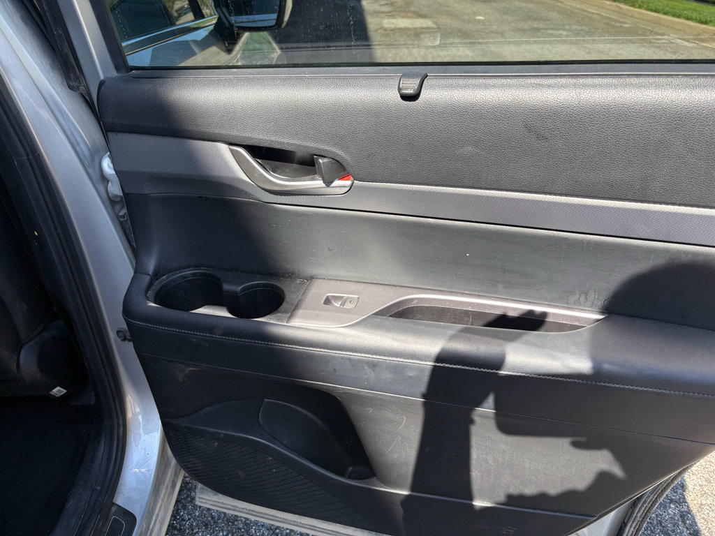 Used 2021 Hyundai Palisade SEL w/ Premium Package image 32