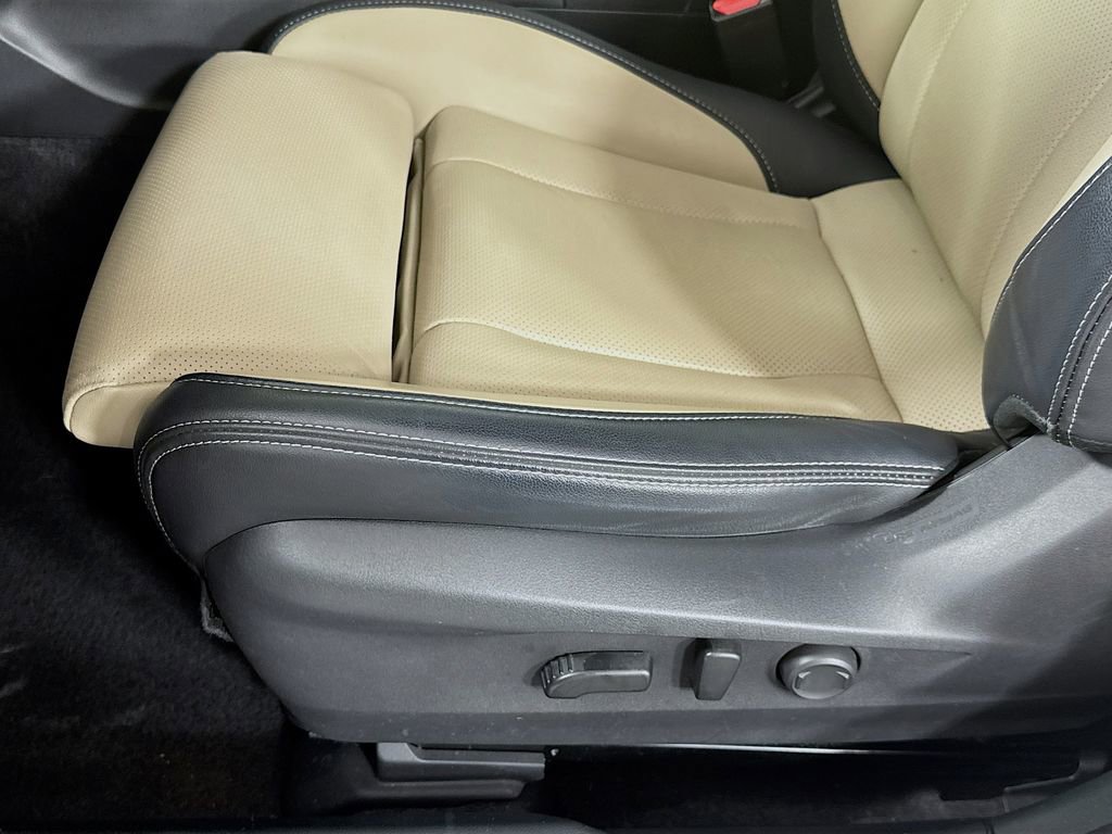 Used 2021 Subaru Outback Limited image 23