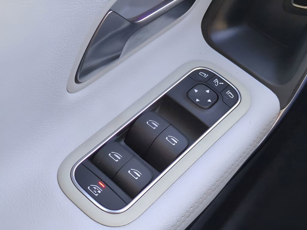 Used 2022 Mercedes-Benz CLA 35 AMG 4MATIC image 25