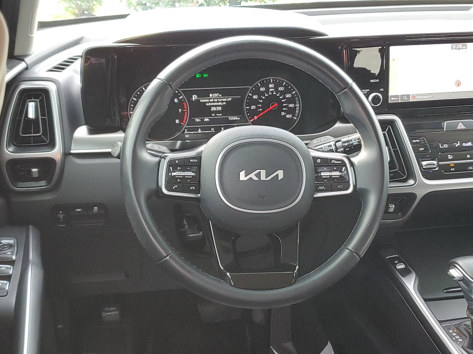 Used 2022 Kia Sorento S FWD image 11