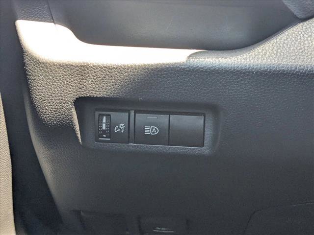 Used 2024 Toyota RAV4 XLE FWD image 17