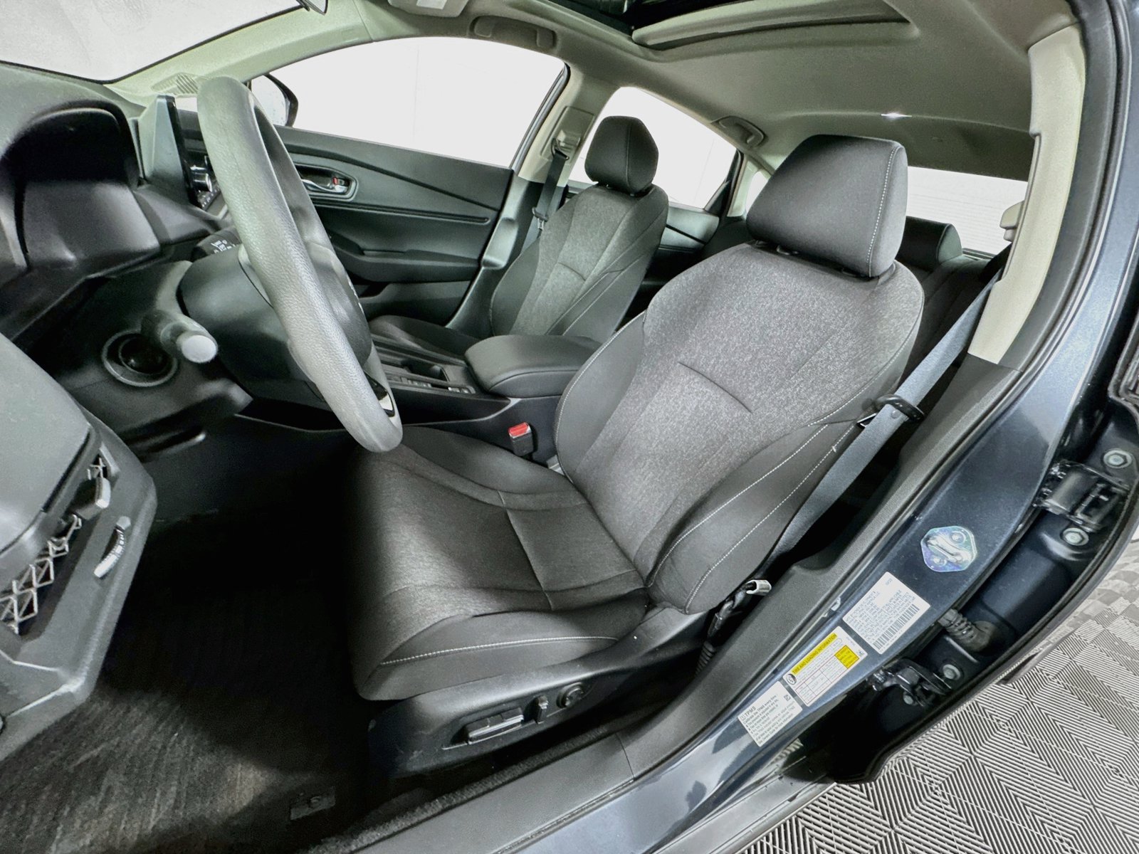 Certified 2024 Honda Accord EX image 11