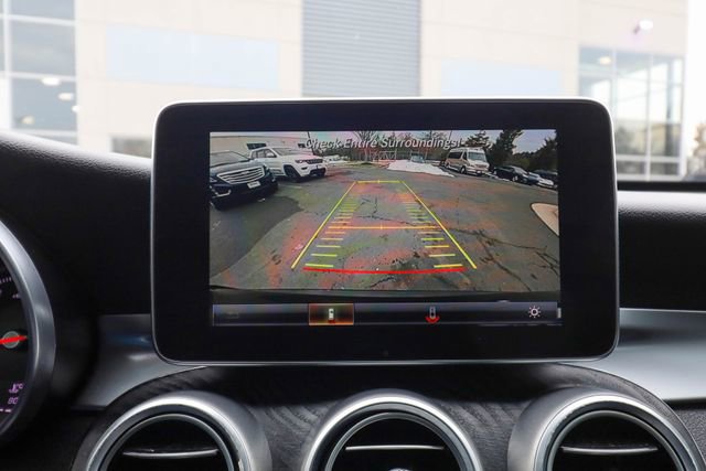 Used 2017 Mercedes-Benz GLC 300 4MATIC image 5