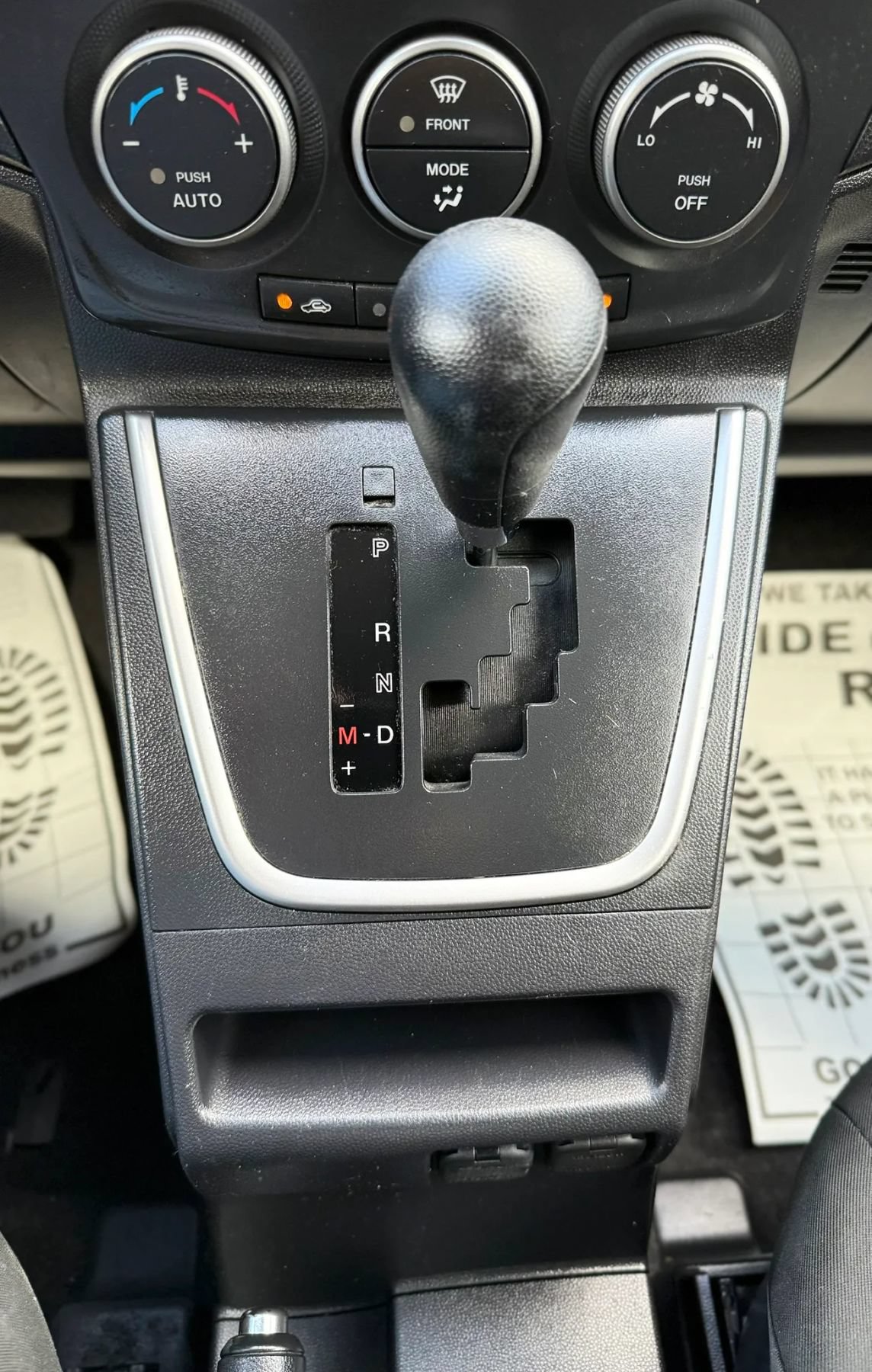 Used 2014 MAZDA MAZDA5 Sport FWD image 16