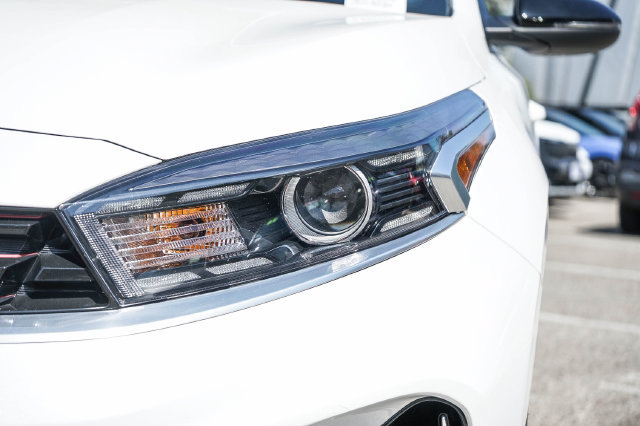 Certified 2023 Kia Forte GT-Line w/ GT-Line Premium Package FWD image 5